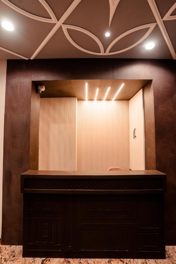Jsr Ganga Hotel Varanasi